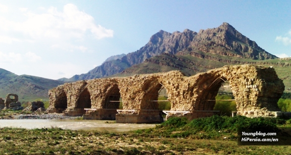 Shapuri Bridge