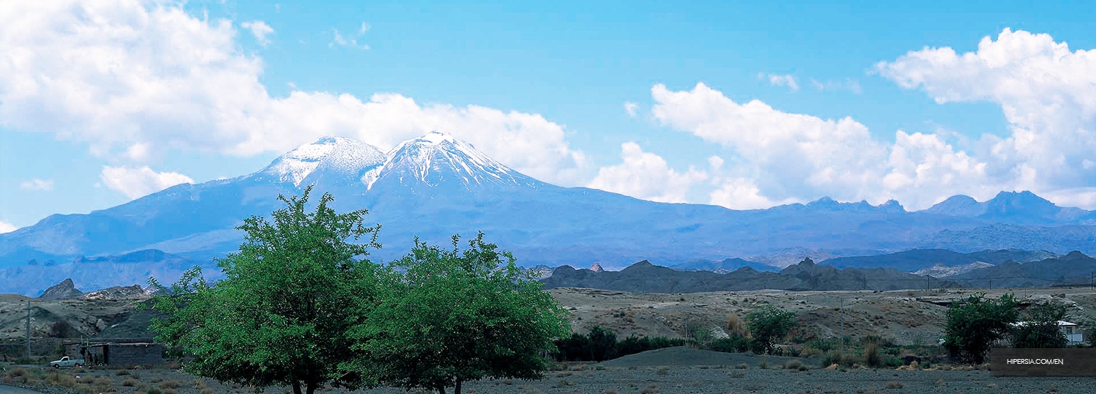 Taftan volcano mountain