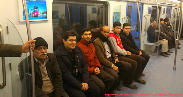 How to get  to HiPersia via subway