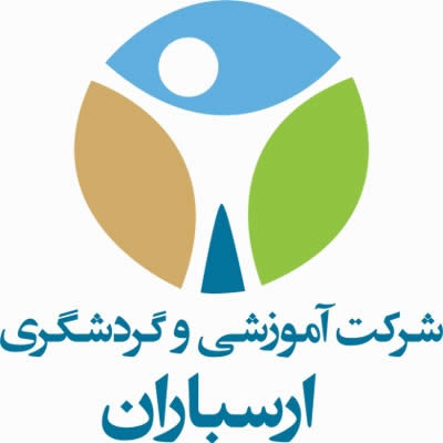 لذت آموختن با فنجانی چای در دست روی مبلی بزرگ!