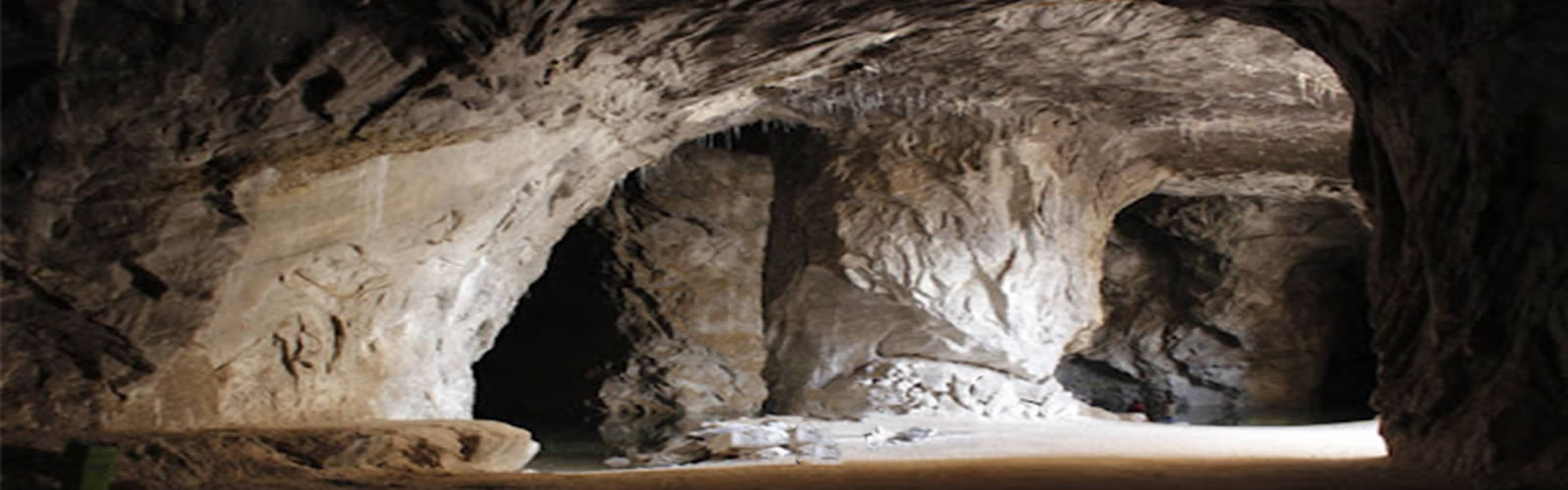 سفر یوگا در سرزمین نمکی