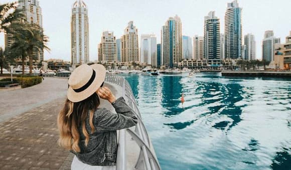 دبی در دی ماه