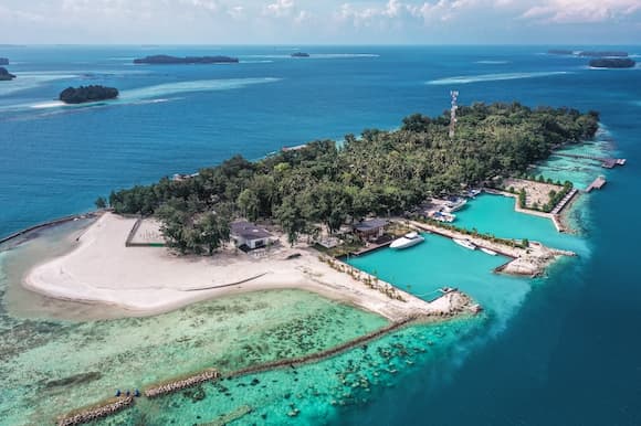 یکی از جزایر هزارگانه