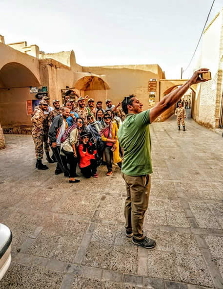 Adresse et contacts de HiPersia